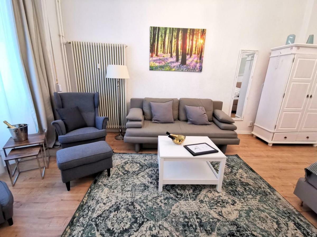 Kvh By Rockchair Apartments L Superhost Status L Boxspringbett Am Schloss Charlottenburg Welcomes You! Берлин Экстерьер фото
