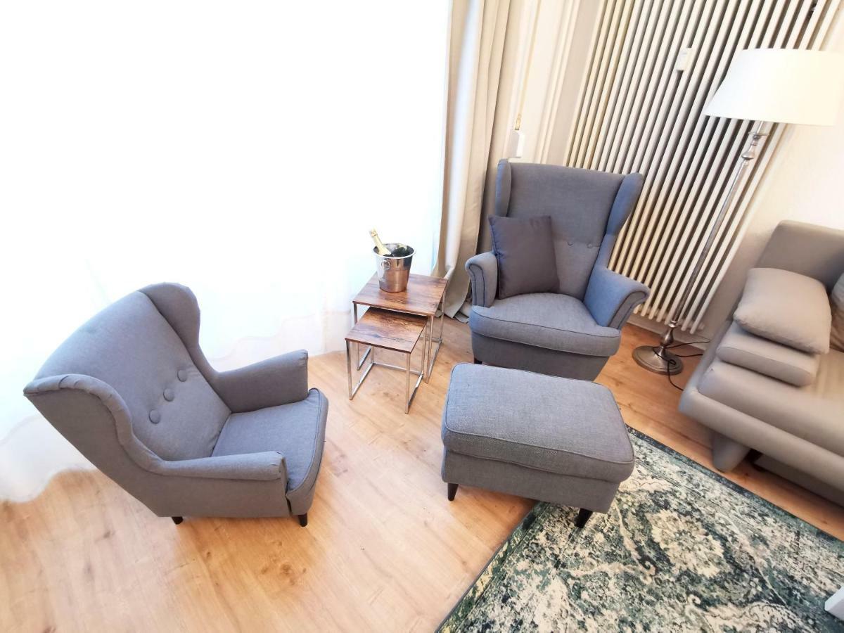 Kvh By Rockchair Apartments L Superhost Status L Boxspringbett Am Schloss Charlottenburg Welcomes You! Берлин Экстерьер фото